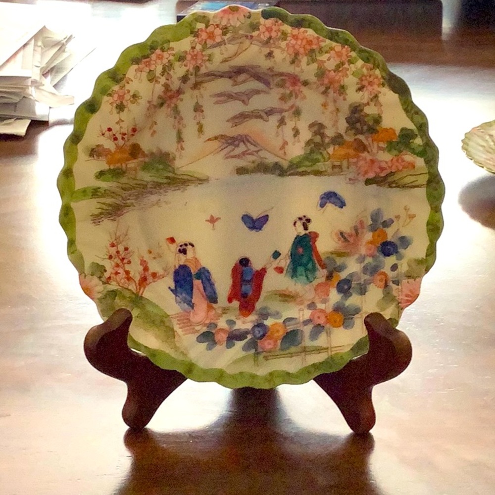 Japanese old Kutani-ware Landscape pattern plates